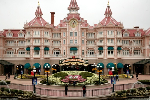 Disneyland_Hotel_Disneyland_Paris